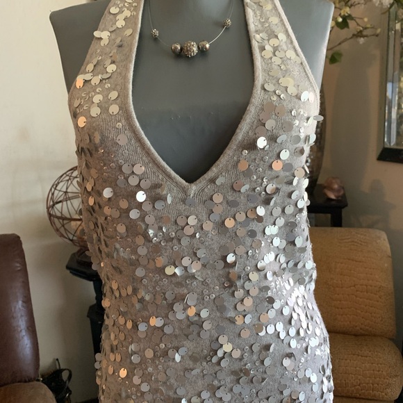 Top - Picture 1 of 5